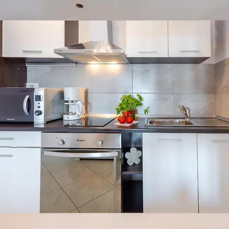 Apartments Deluxe N
