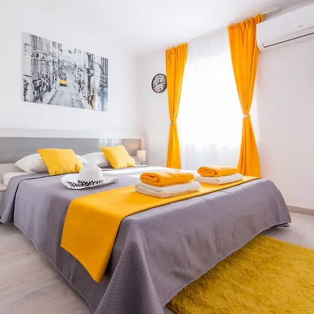 Apartments Deluxe N Ντουμπρόβνικ