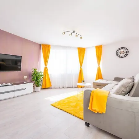 Apartments Deluxe N Διαμέρισμα *